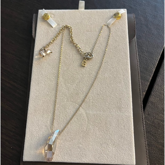 ✨Gold plated crystal pendent necklace✨ - Picture 3 of 5